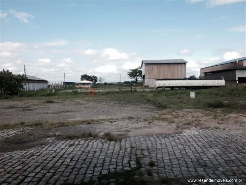 Foto 1 de 10 - Galpão para aluguel em Morada da Barra