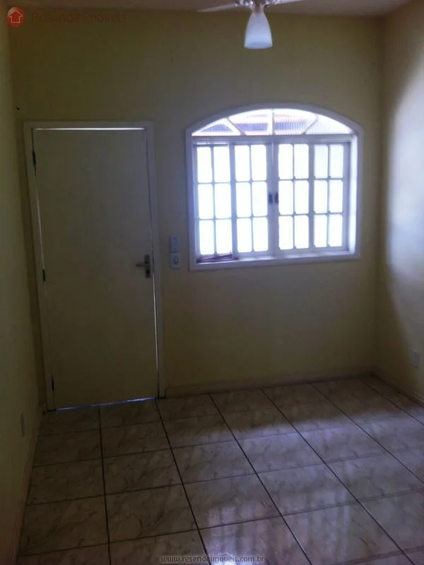 Foto 2 de 14 - Casa para aluguel em Liberdade