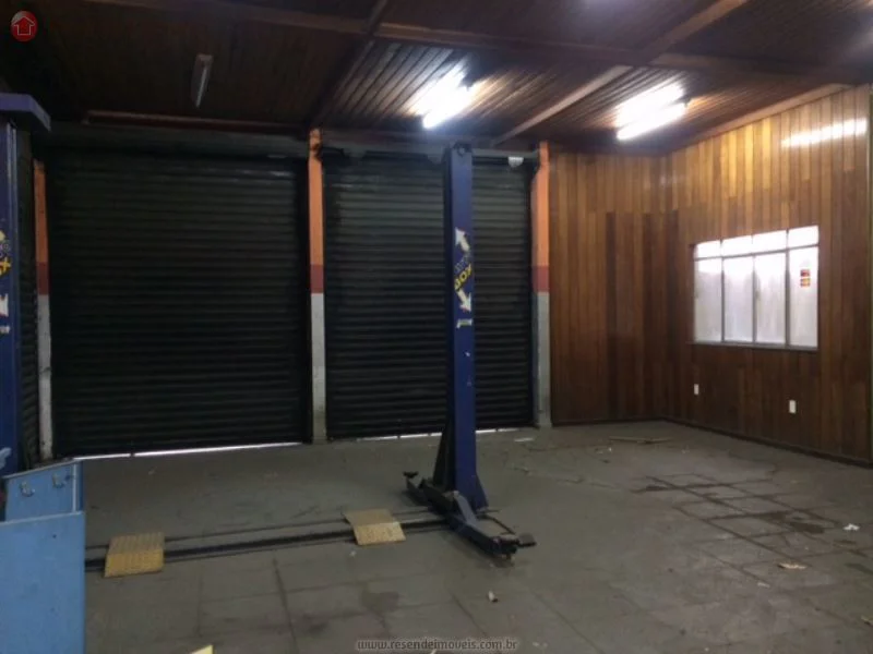 Foto 2 de 3 - Loja para aluguel em Comercial