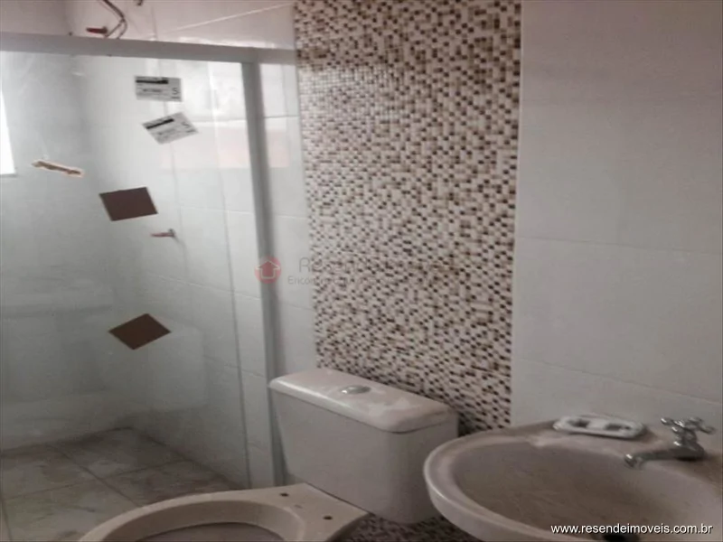 Foto 11 de 15 - Casa para venda em Morada da Montanha