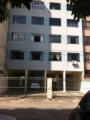 Apartamento para aluguel em Comercial