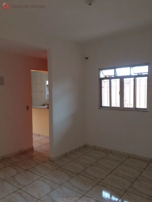 Foto 7 de 10 - Casa para aluguel em Jardim do Sol