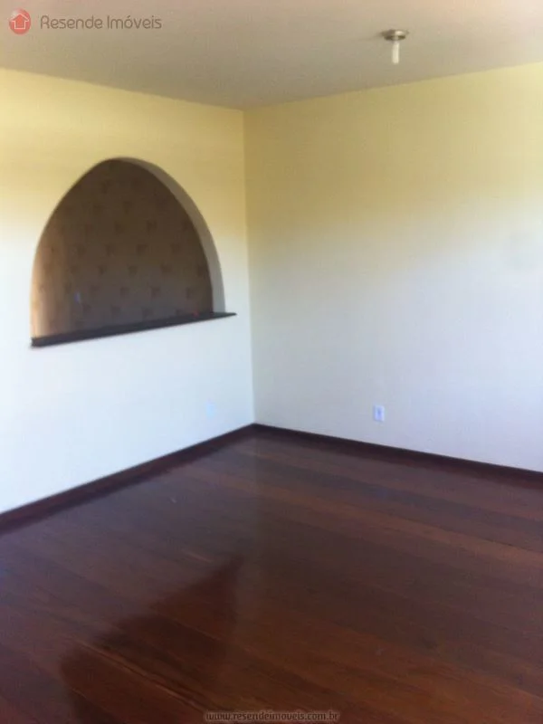 Foto 1 de 13 - Casa para aluguel em Centro