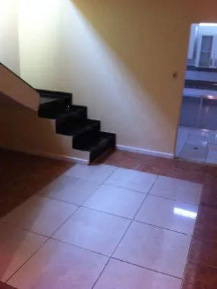 Casa para aluguel em Jardim do Sol