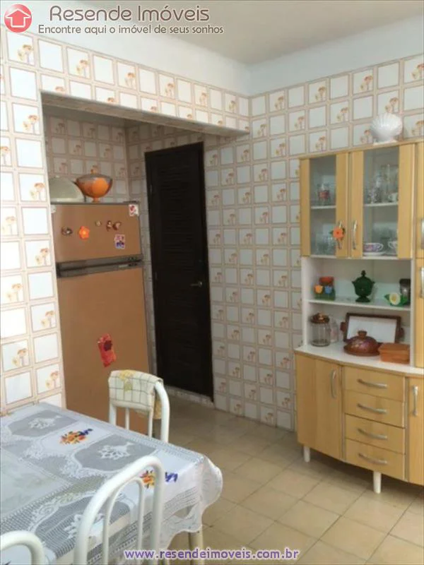 Foto 3 de 14 - Casa para venda em Centro