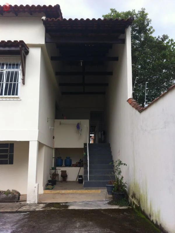 Foto 3 de 18 - Casa para aluguel em Montese