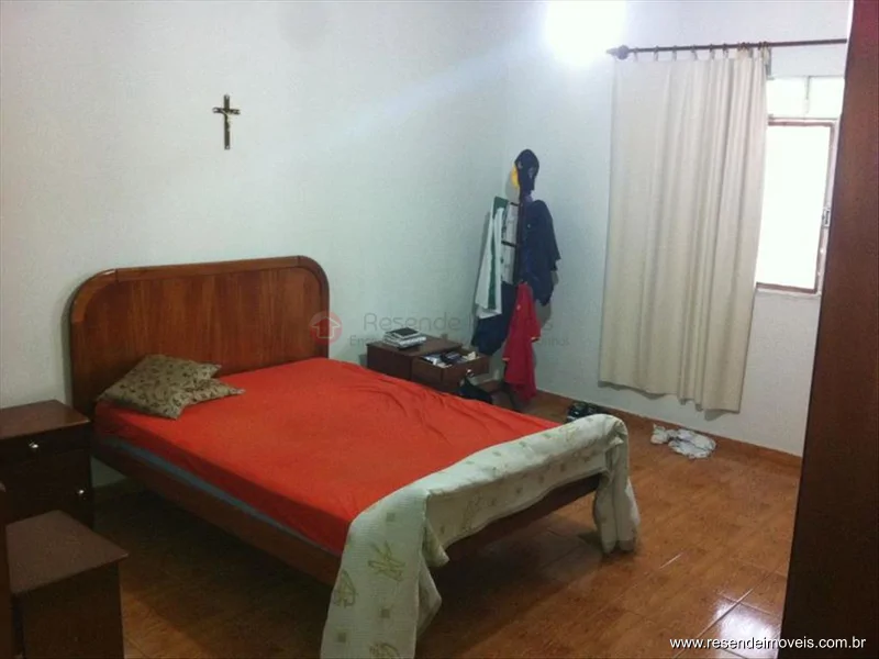 Foto 10 de 18 - Casa para venda em Montese