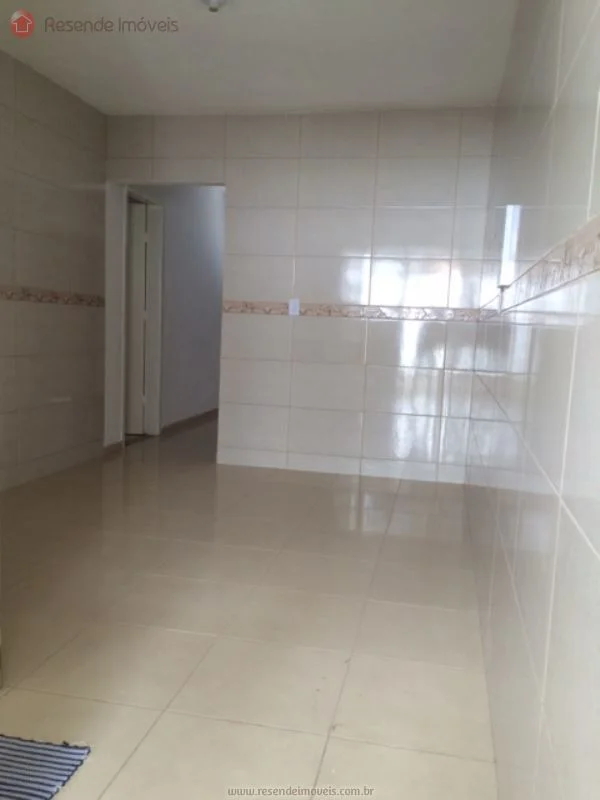 Foto 3 de 10 - Casa para venda em Toyota II