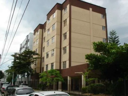 Apartamento para aluguel em Comercial