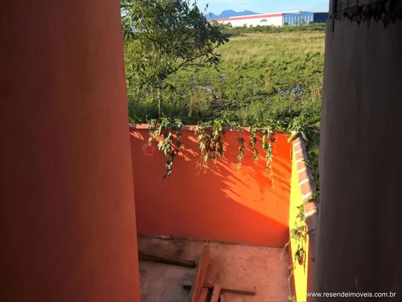 Foto 3 de 24 - Casa para venda em Parque Embaixador