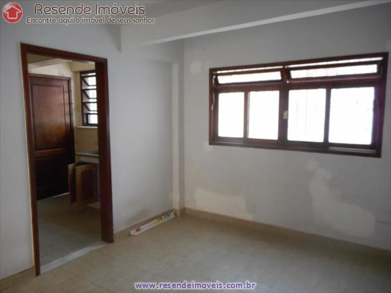 Foto 34 de 51 - Casa para venda em Jardim Brasília