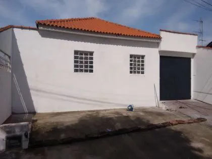 Casa comercial para aluguel em Manejo