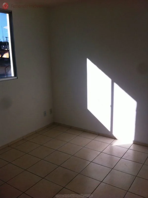 Foto 1 de 10 - Apartamento para aluguel em Cabral