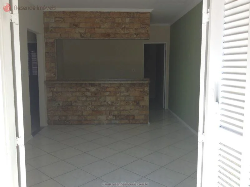 Foto 9 de 13 - Casa para venda em Monet