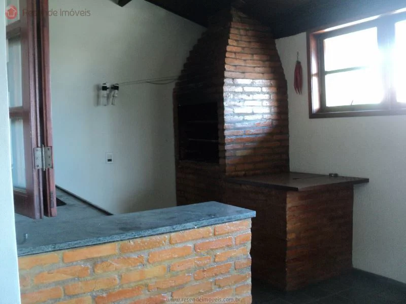 Foto 3 de 7 - Casa para venda em Vila Adelaide