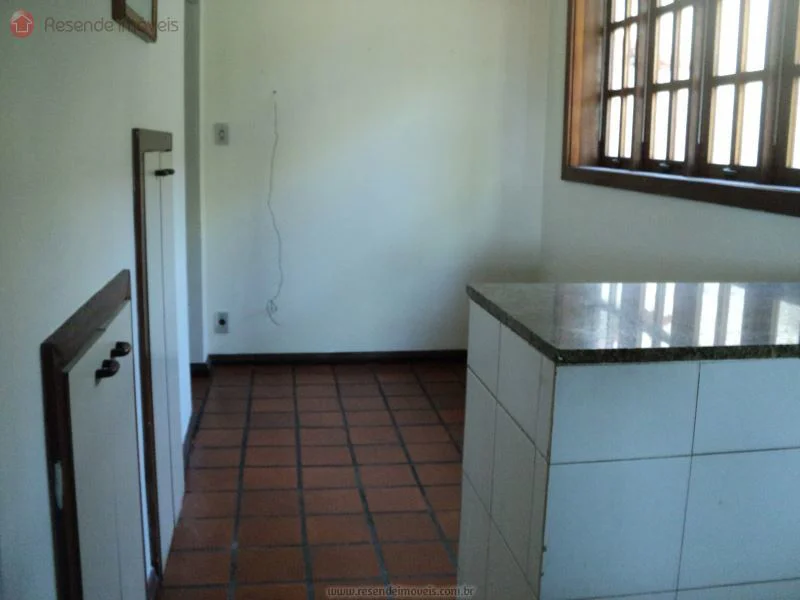 Foto 6 de 7 - Casa para venda em Vila Adelaide