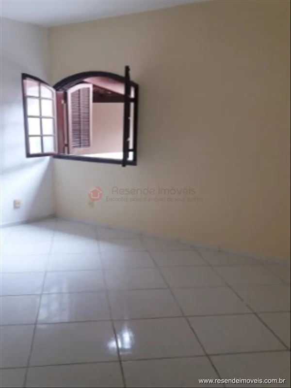 Foto 9 de 13 - Casa para aluguel em Boa Vista II