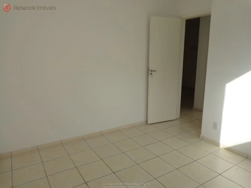 Foto 9 de 13 - Apartamento para venda em Cabral