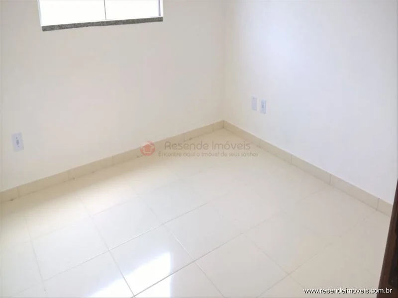 Foto 10 de 15 - Casa para venda em Fazenda da Barra