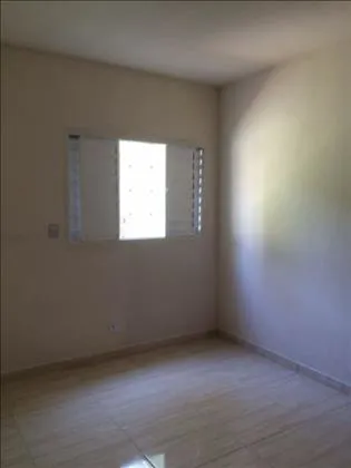 Casa para aluguel em Novo Surubi