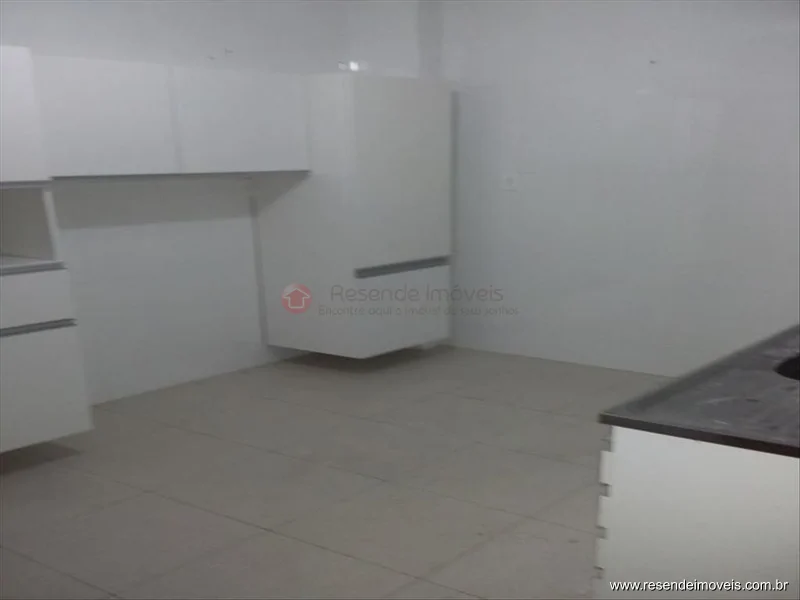 Foto 3 de 12 - Apartamento para venda em Morada do Castelo