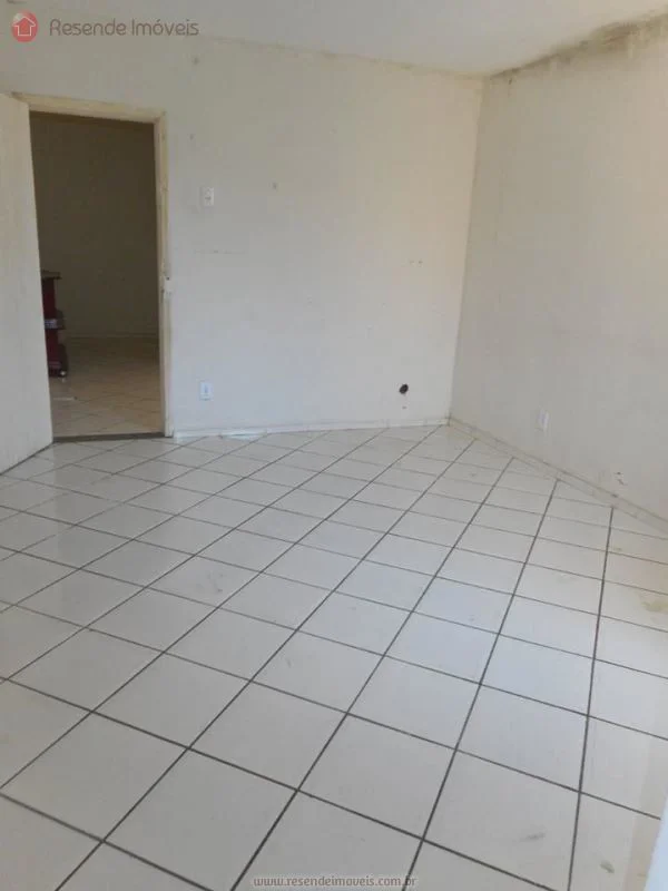 Foto 1 de 4 - Casa para aluguel em Vila Adelaide