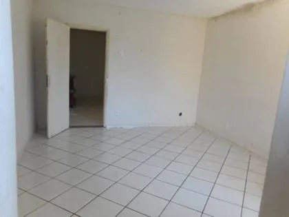 Casa para aluguel em Vila Adelaide