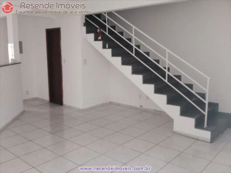 Foto 2 de 17 - Casa para aluguel em Montese