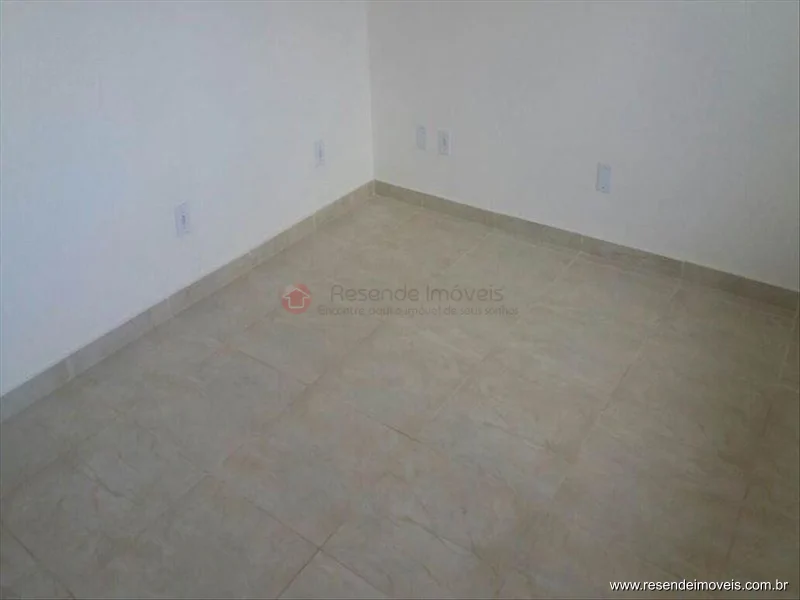 Foto 11 de 16 - Casa para venda em Morada da Montanha