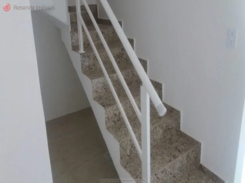 Foto 2 de 12 - Casa para venda em Morada da Montanha