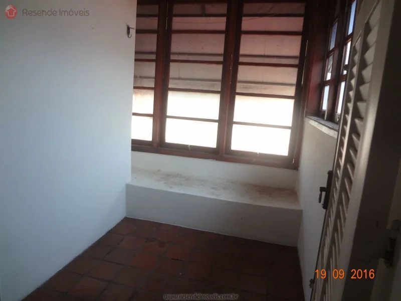 Foto 15 de 18 - Casa para aluguel em Vila Adelaide