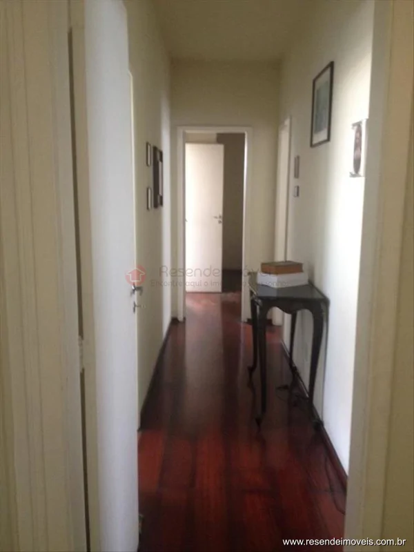 Foto 9 de 16 - Casa para venda em Jardim Brasília