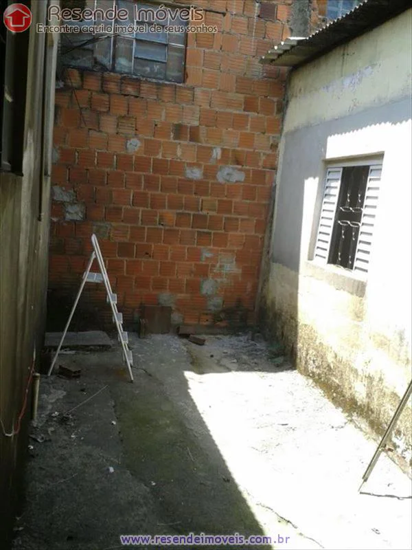 Foto 3 de 5 - Loja para venda em Morada do Contorno