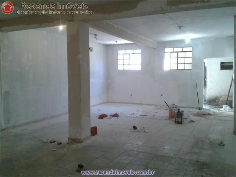 Foto 1 de 5 - Loja para venda em Morada do Contorno