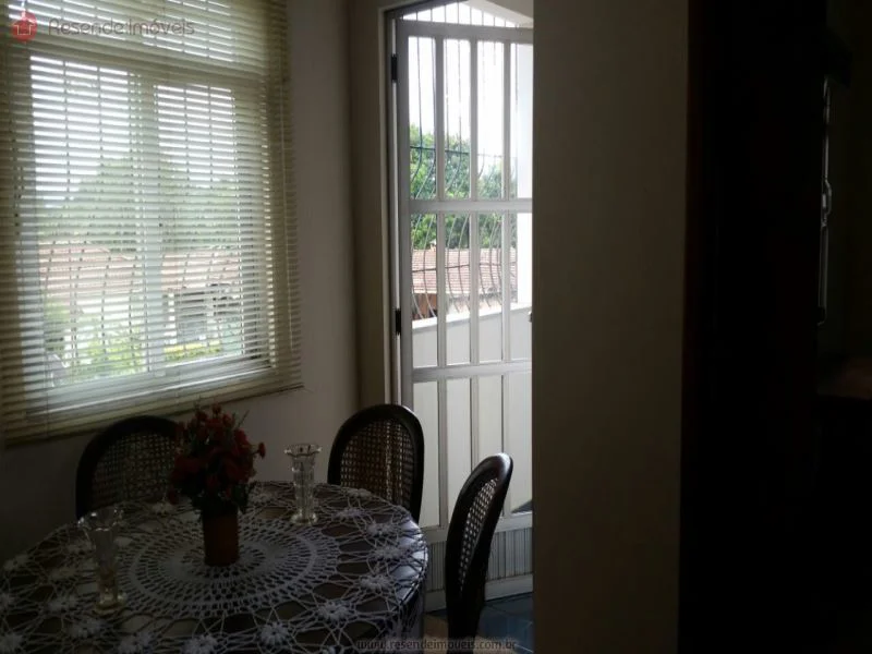 Foto 1 de 22 - Casa para venda em Campos Elíseos