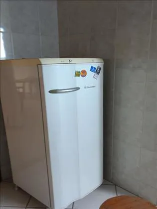 Apartamento para aluguel em Comercial