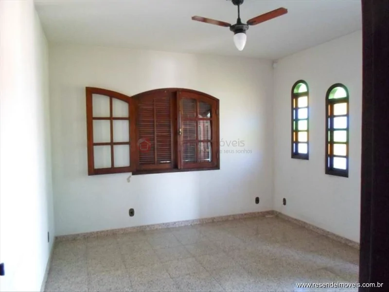 Foto 11 de 22 - Casa para venda em Montese