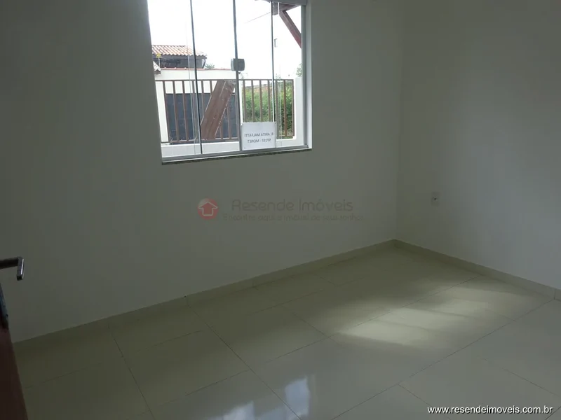 Foto 10 de 24 - Casa para venda em Monet