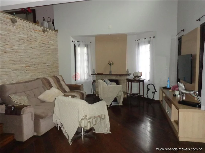 Foto 6 de 14 - Casa para venda em Casa da Lua