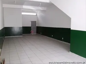 Loja para venda e aluguel em Morada da Montanha