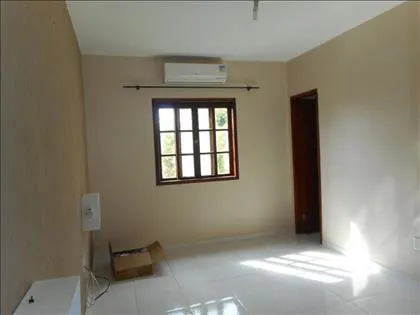 Casa para aluguel em Jardim do Sol