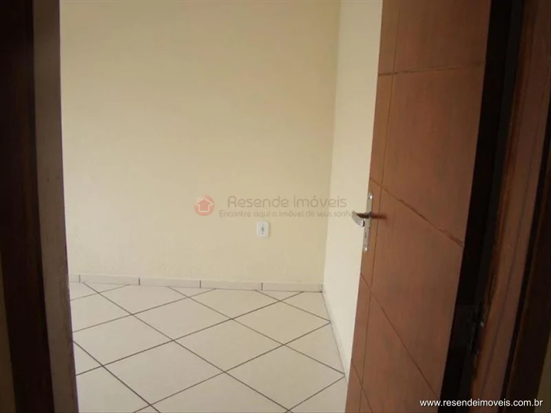 Foto 6 de 12 - Casa para venda em Monet