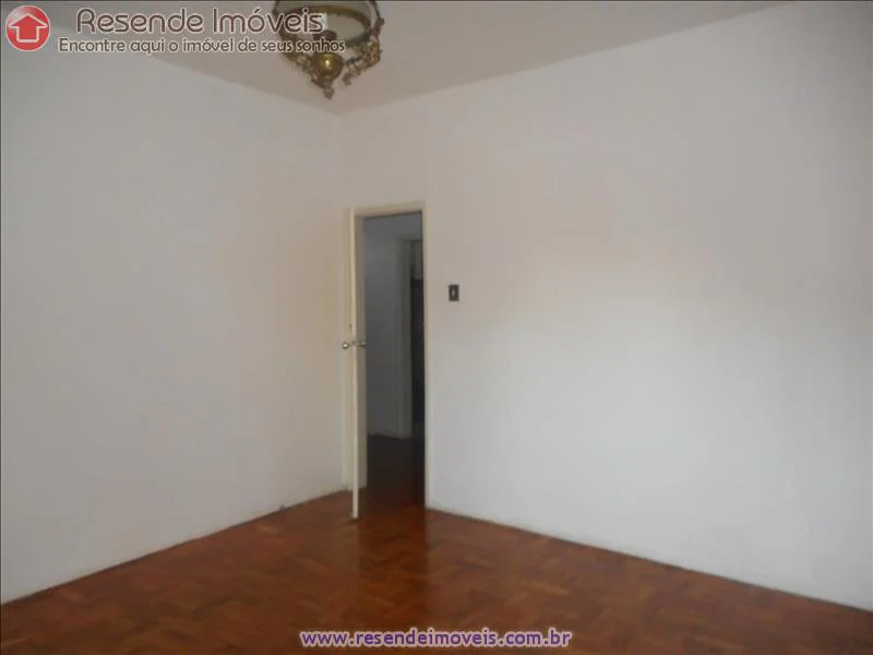 Foto 10 de 14 - Casa para venda e aluguel em Centro