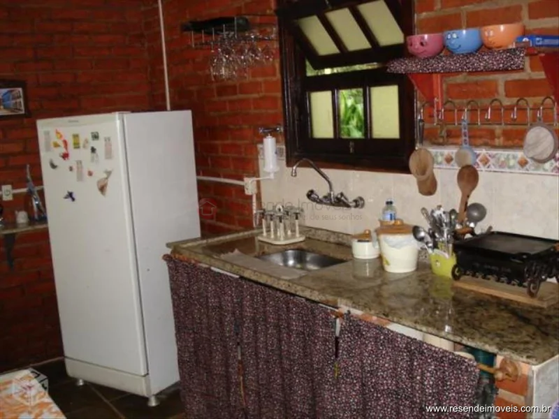 Foto 6 de 13 - Chalé para venda em Alambari