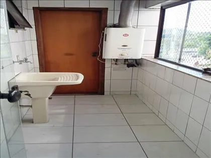 Apartamento para aluguel em Centro