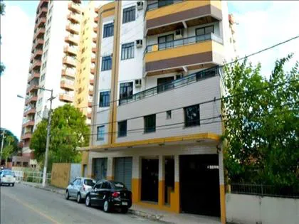 Apartamento para aluguel em Centro
