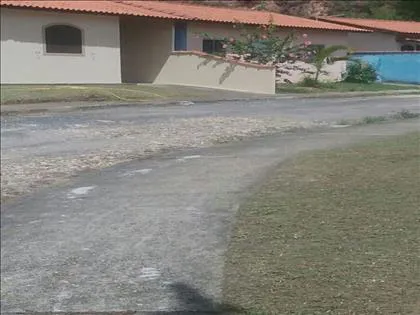 Casa em condomínio para aluguel em Lava-pés