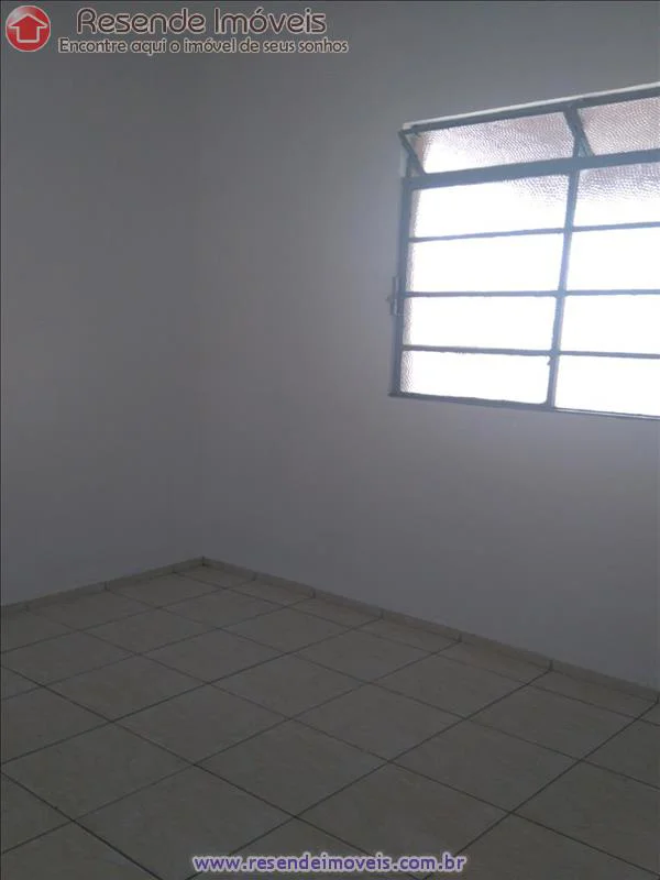 Foto 2 de 21 - Casa para aluguel em Parque Embaixador