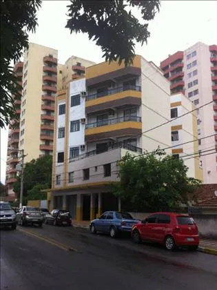 Apartamento para aluguel em Centro