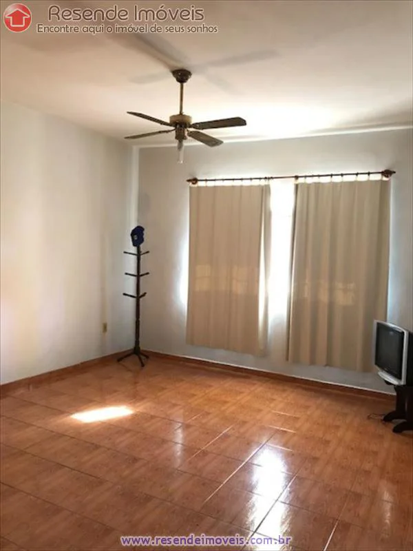 Foto 4 de 17 - Casa para venda e aluguel em Montese